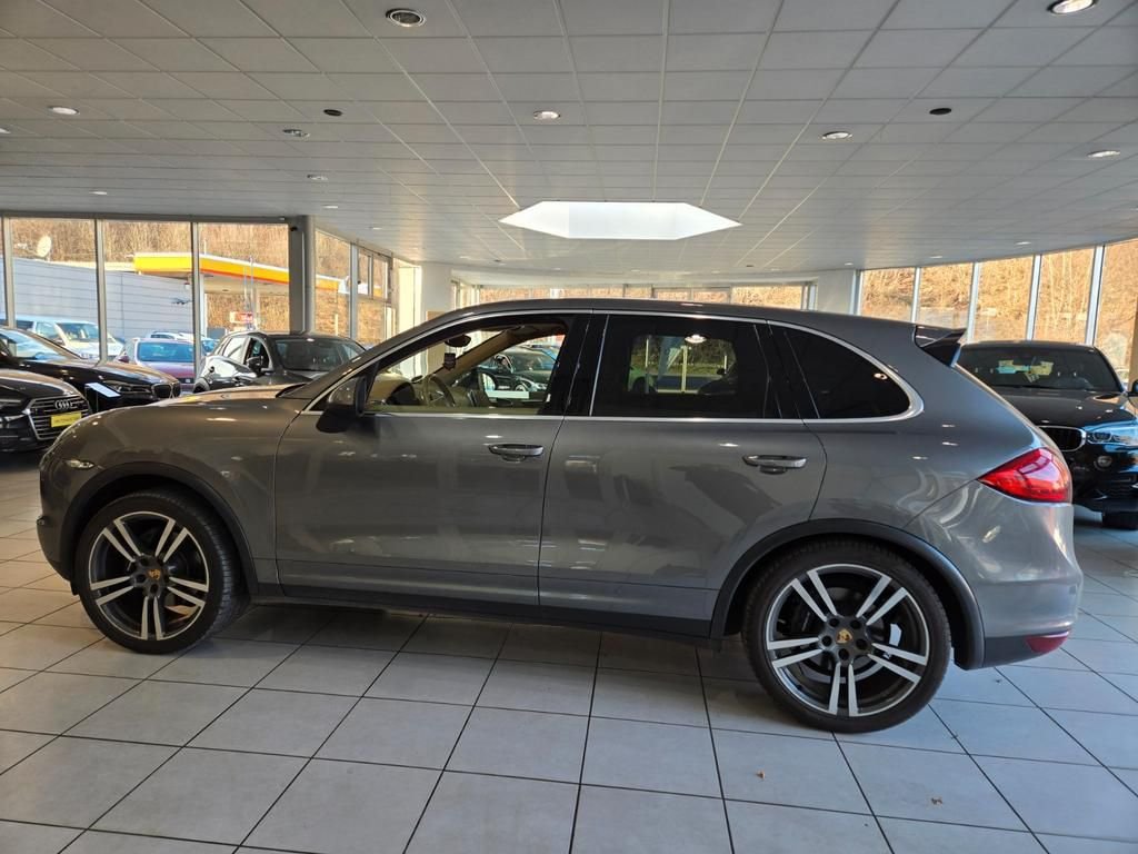 Porsche Cayenne (Type 92A) – Image 21