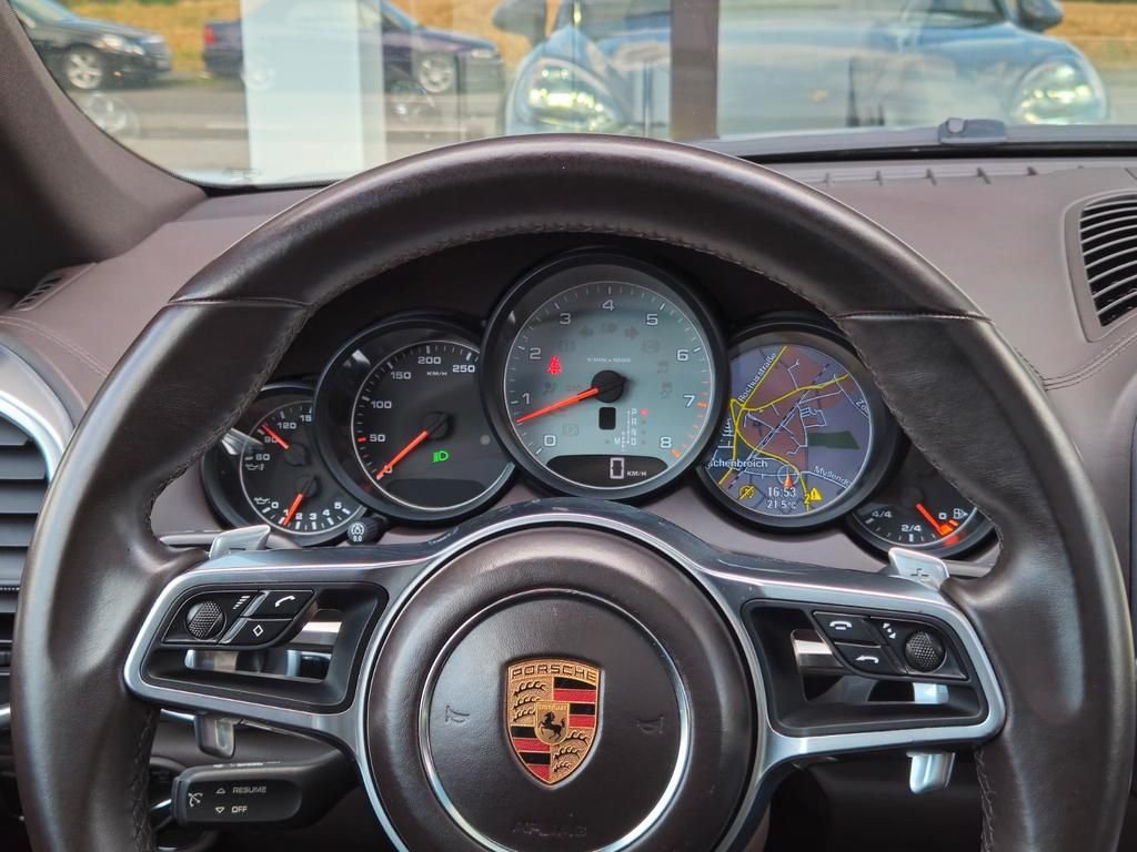 Porsche Cayenne S/LED/Bose/Sièges chauffants/Attelage – Image 5