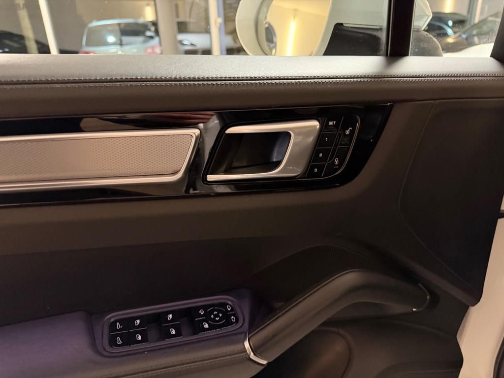 Porsche Cayenne S,Fermeture amortie,Pano,ACC,Angle mort Type 9YA – Image 17