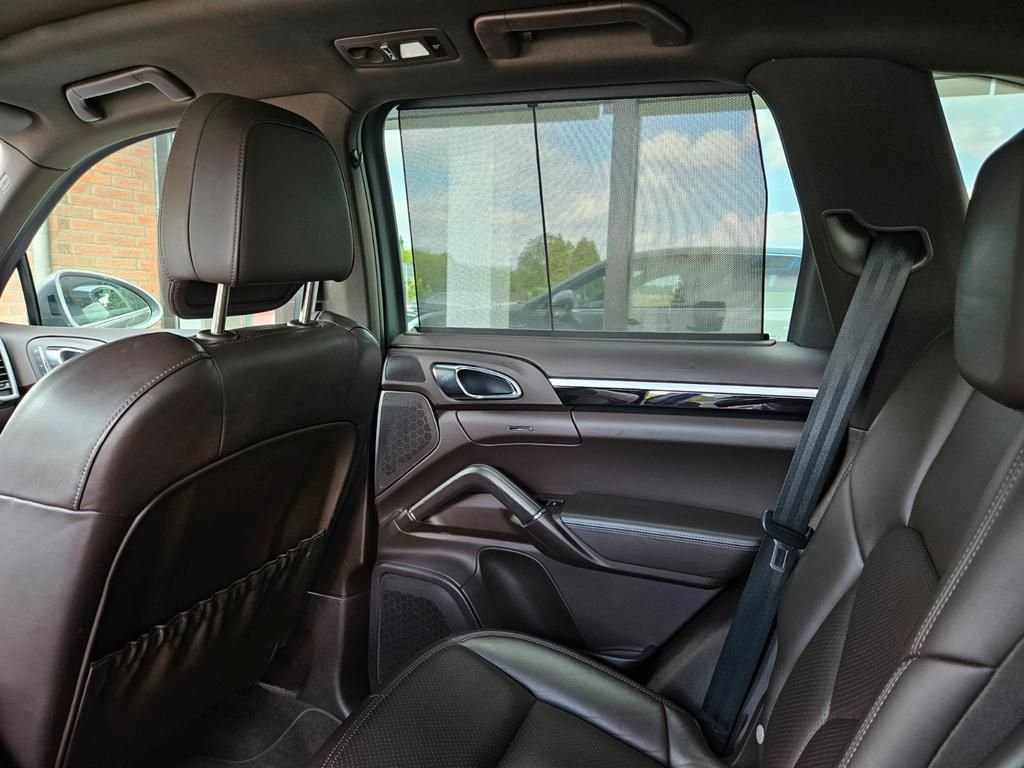 Porsche Cayenne S/LED/Bose/Sièges chauffants/Attelage – Image 13
