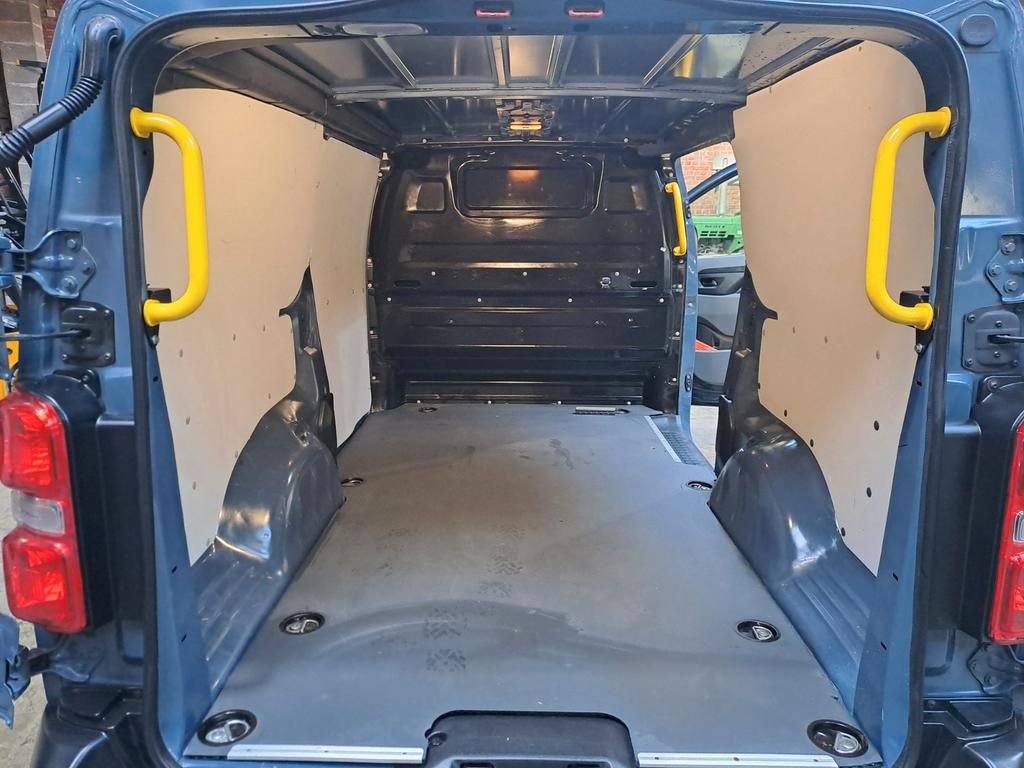Citroën Jumpy Box L3 H1 TÜV – Image 4