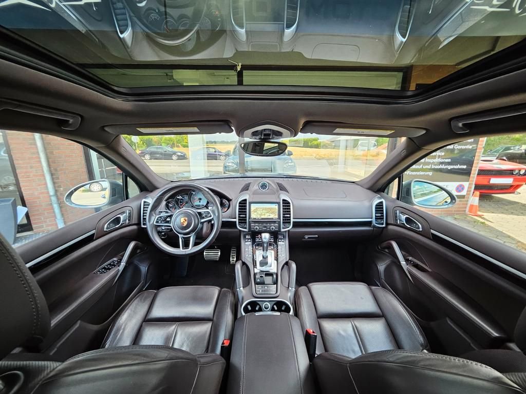 Porsche Cayenne S/LED/Bose/Sièges chauffants/Attelage – Image 4