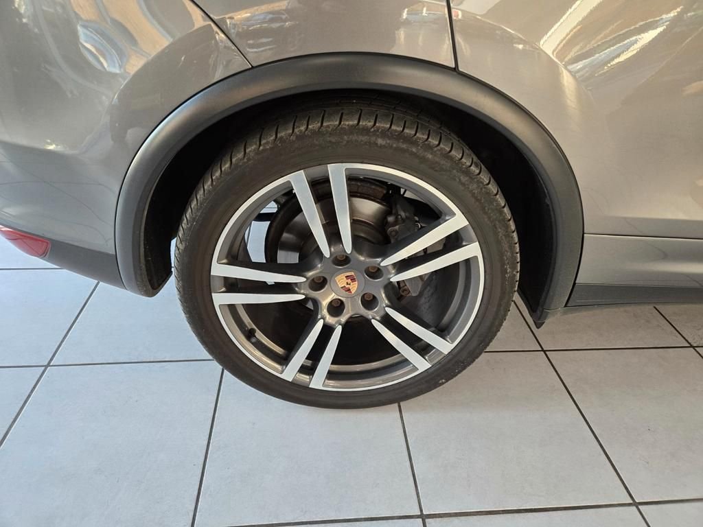 Porsche Cayenne (Type 92A) – Image 12